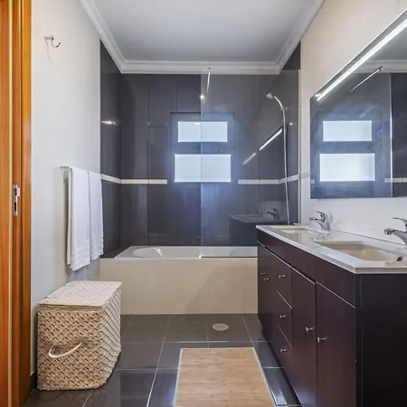 Faias Haven By Homie 아르코다카헤타